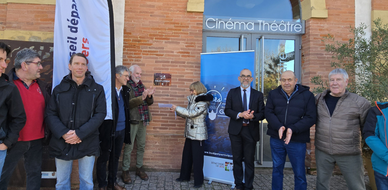 Image d'illustration pour : Inauguration : des hirondelles et des hommes : un projet fédérateur